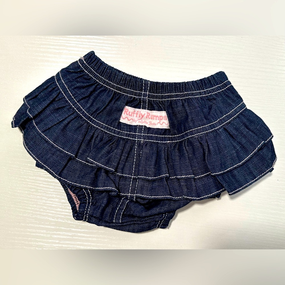 Ruffly Rumps infant girl skirt/bloomers NWOT